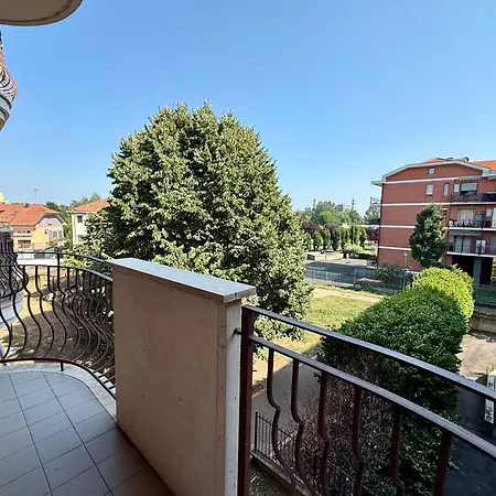 Lägenhet Nel Alle Porte Di Torino